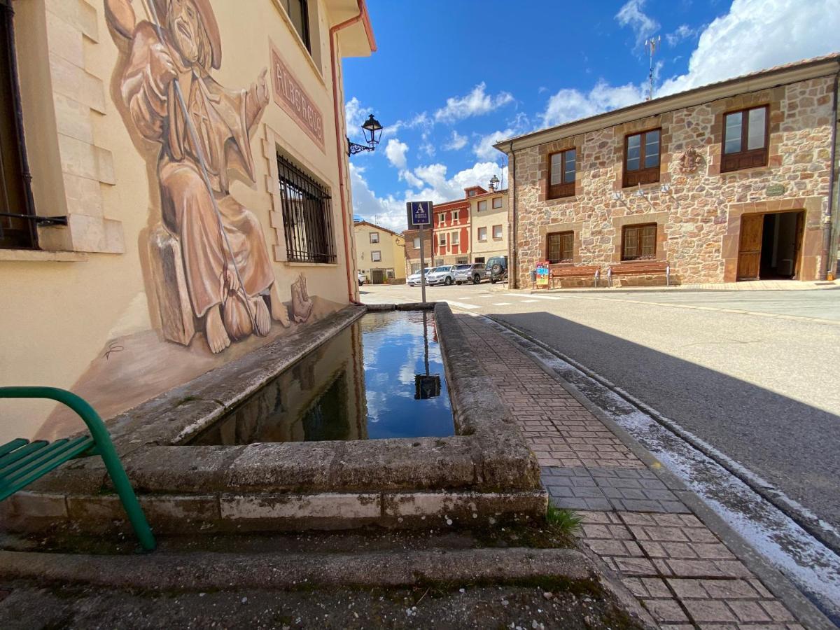 Albergue El Camino De Santovenia Santovenia De Oca Exteriör bild