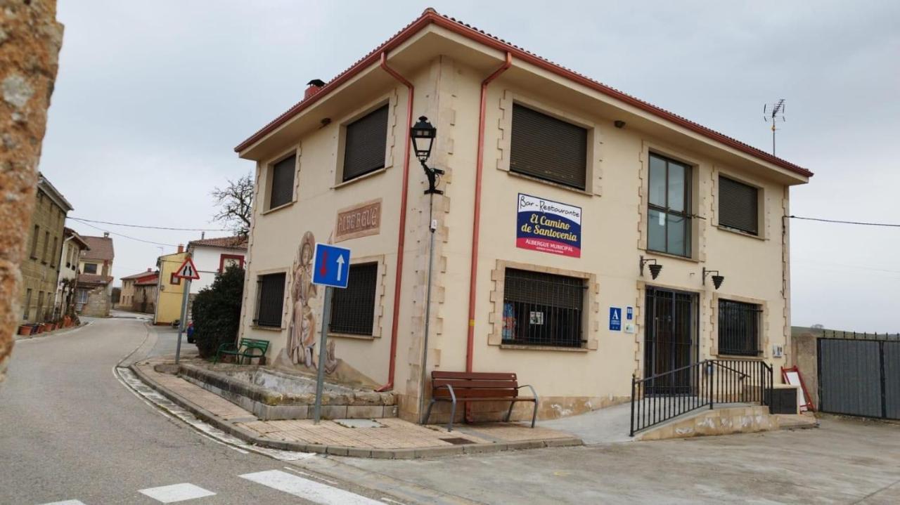 Albergue El Camino De Santovenia Santovenia De Oca Exteriör bild